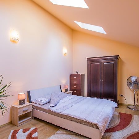 براشوف Postavarului Residence المظهر الخارجي الصورة